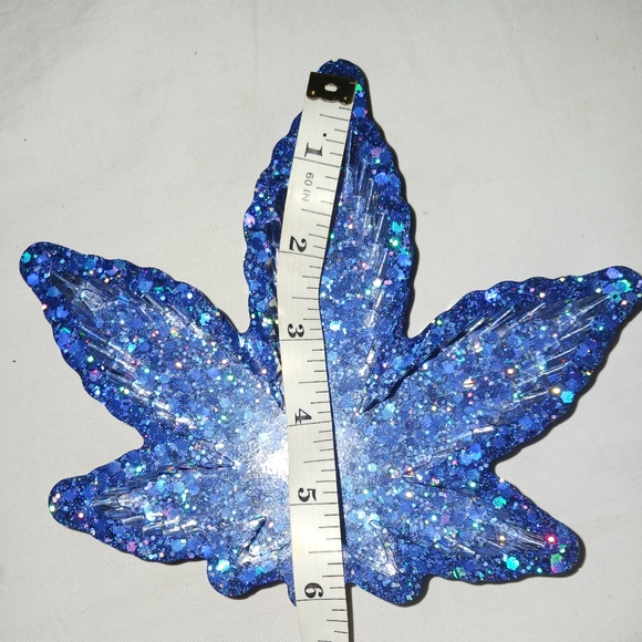 Custom Acrylic Ashtray! - Picture 5 of 6